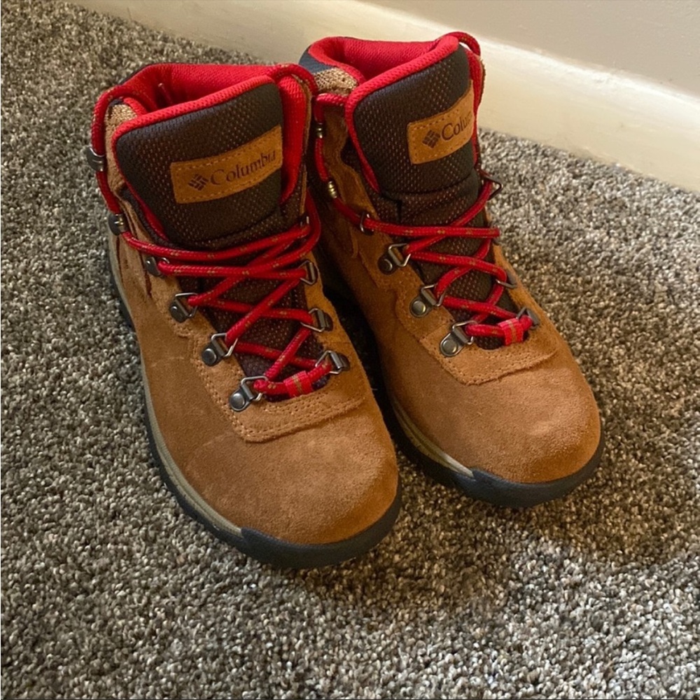 Columbia Hiking boots